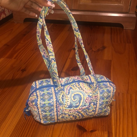 Vera Bradley Handbags - Vera Bradley purse. Colors green blue and white. Measures 10x5x4